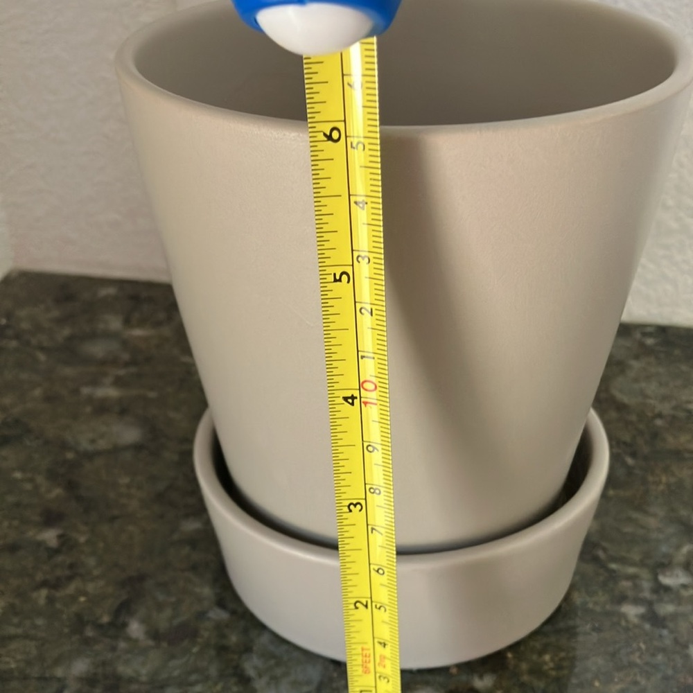 Ceramic Planter with Saucer - Picture 7 of 8